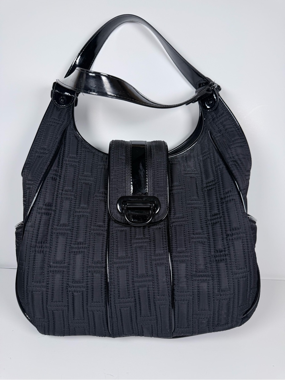 Vera Bradley Black Quilted Shoulder Bag Handbag READ